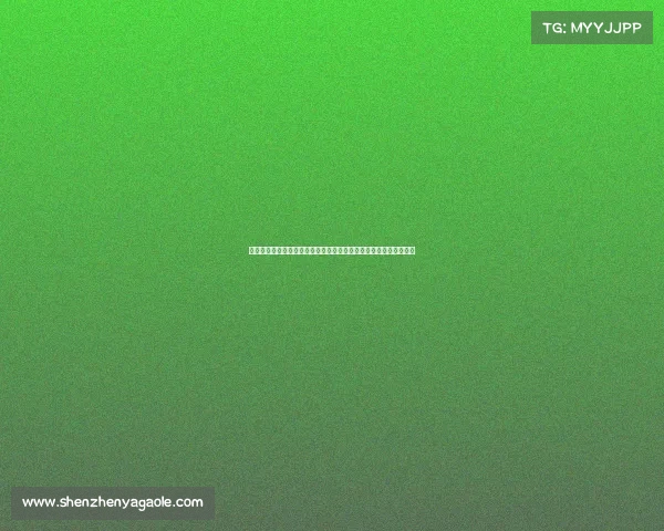 在白雪覆盖的赛道上世界滑雪好手展开激烈角逐速度与技巧完美融合